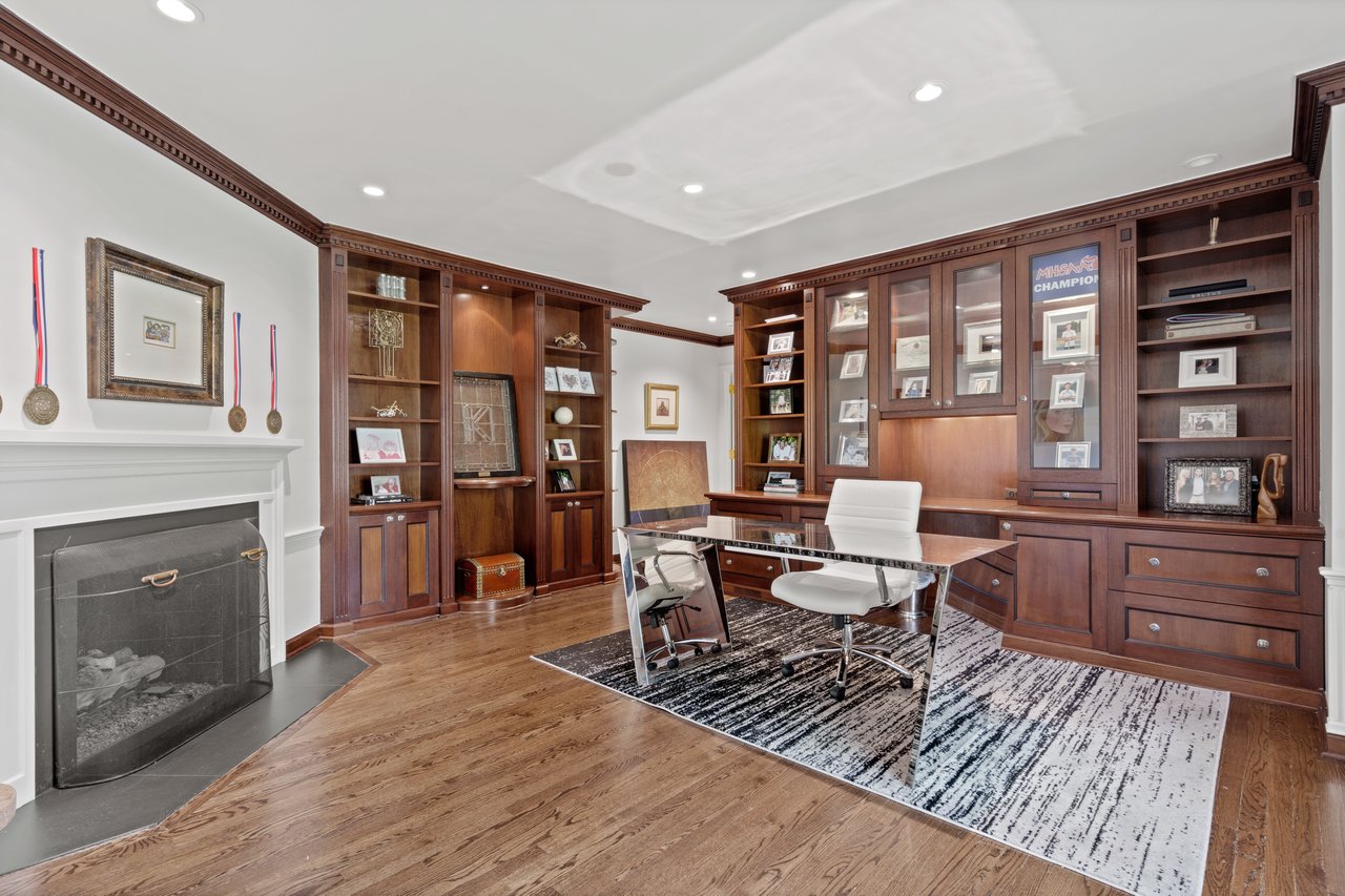 345 Woodridge Road