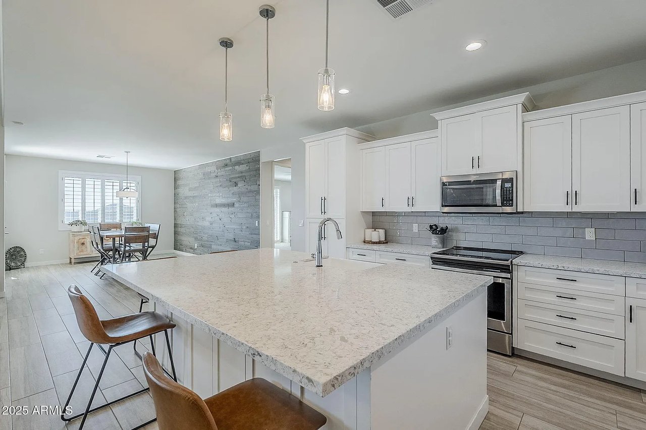 15315 W PEAKVIEW Road