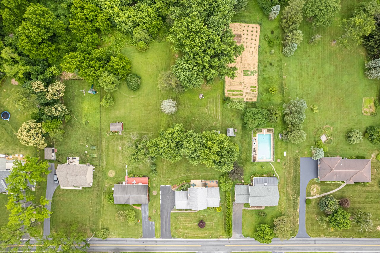 5243 Camp Meeting Road