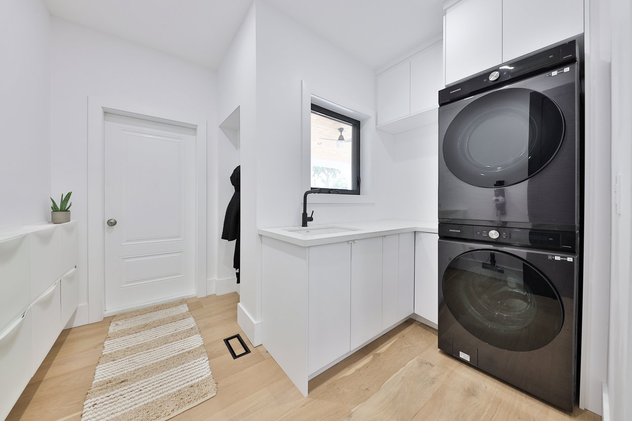 1506 Newlands Crescent, Burlington