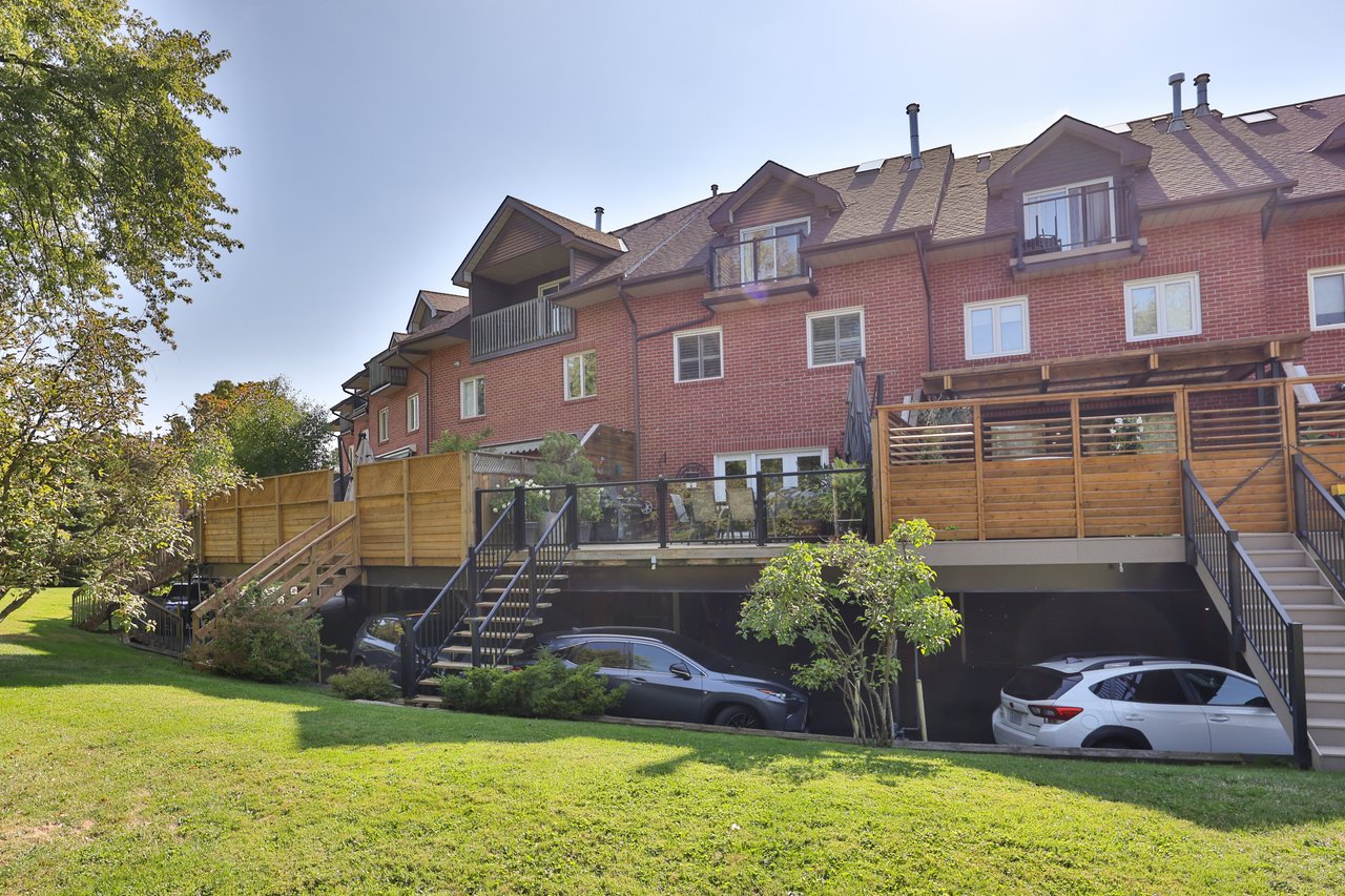 68 Tradewind Drive, Oakville