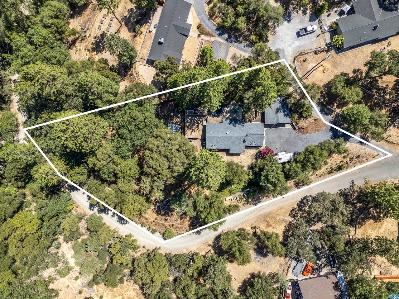 5761 Forest Lake Rd,