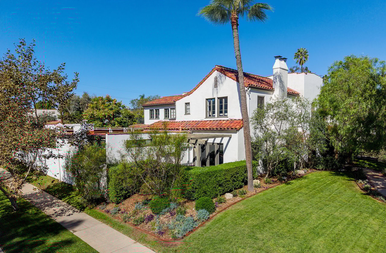 501 N Cahuenga Blvd.