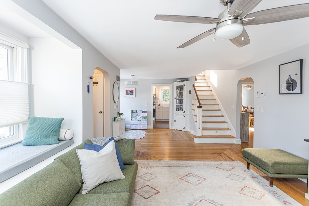 2 Linden Street, Middletown, RI 02842