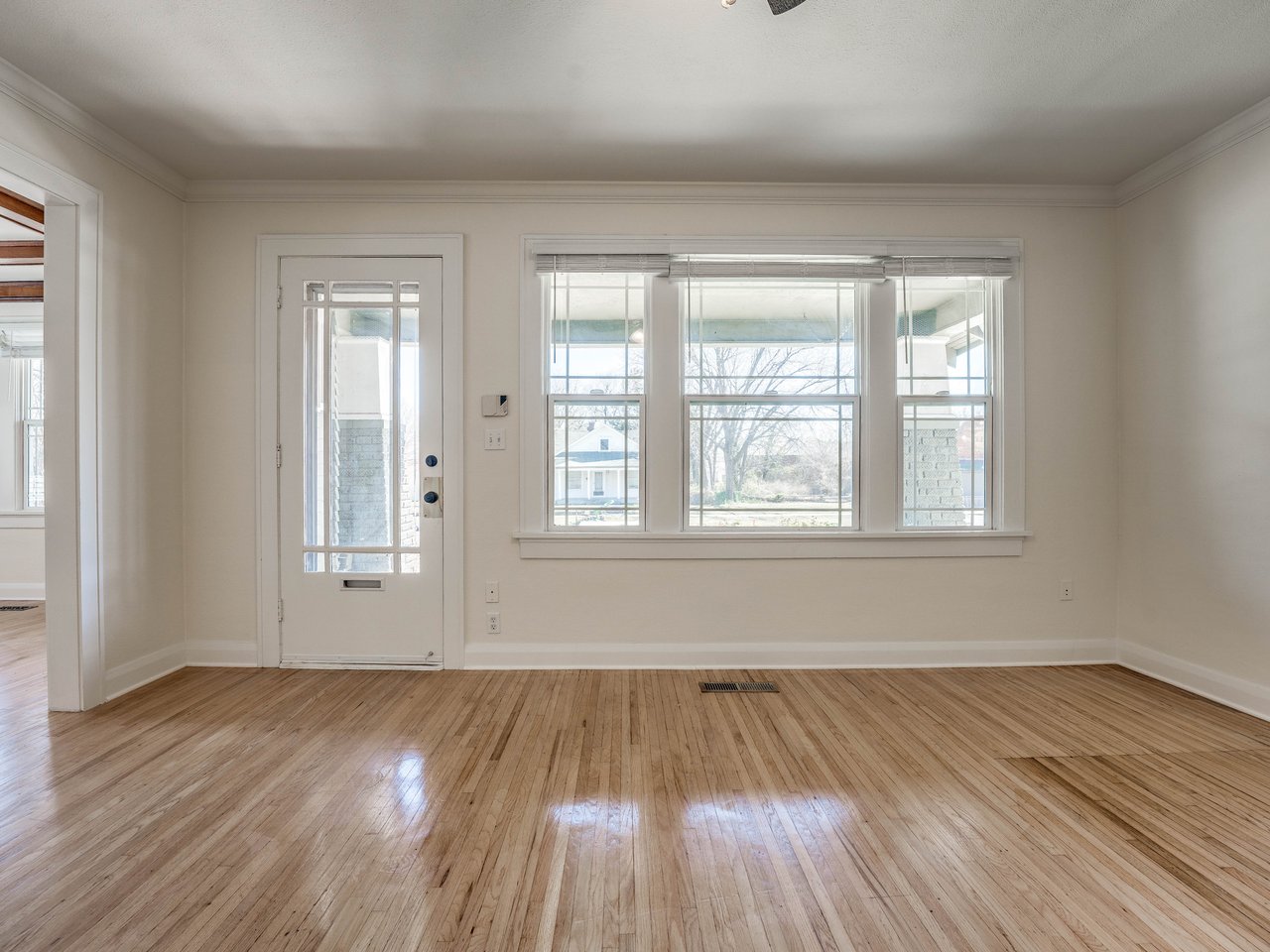706 N Beard Ave