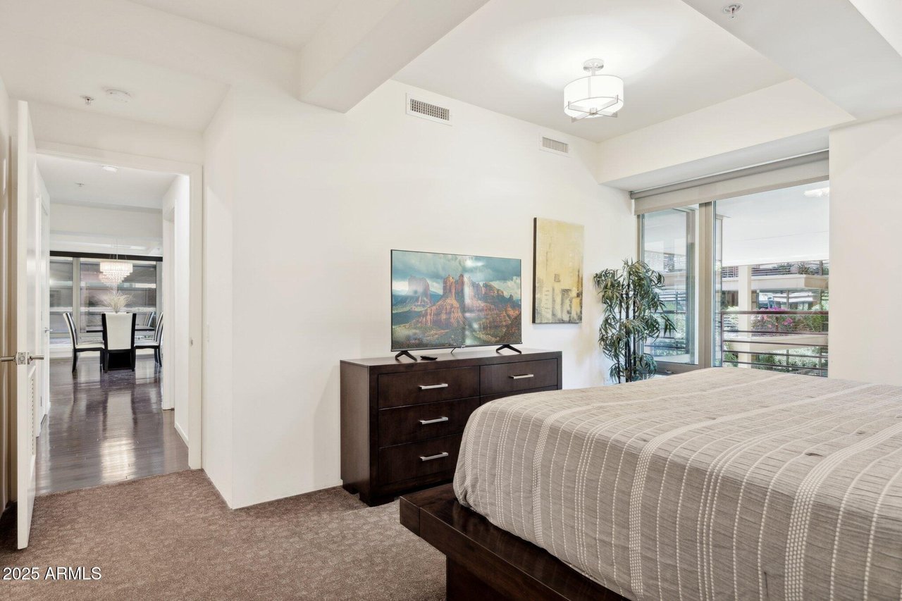 7151 E Rancho Vista Dr, #3001