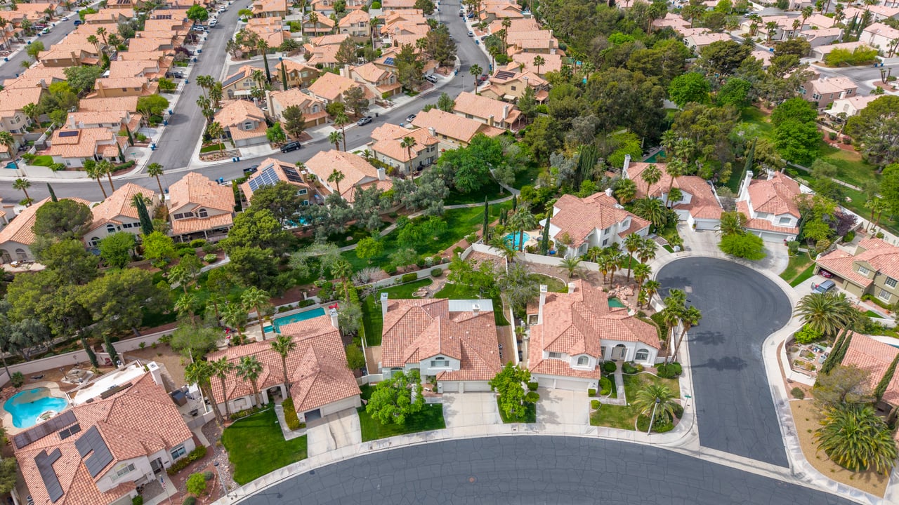 9437 Churchill Downs Dr