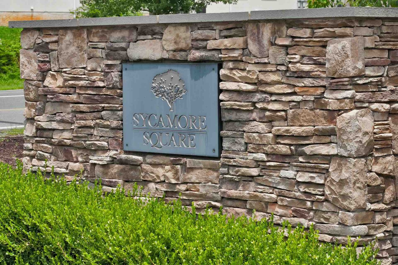 Sycamore Square