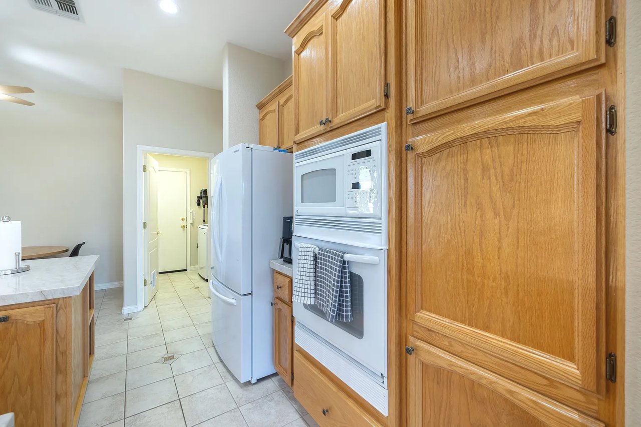 2121 Mullen Ct