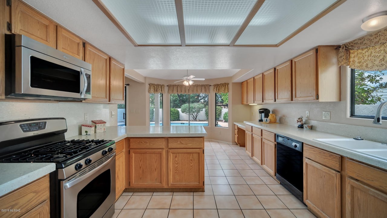 12441 N Copper Queen Way