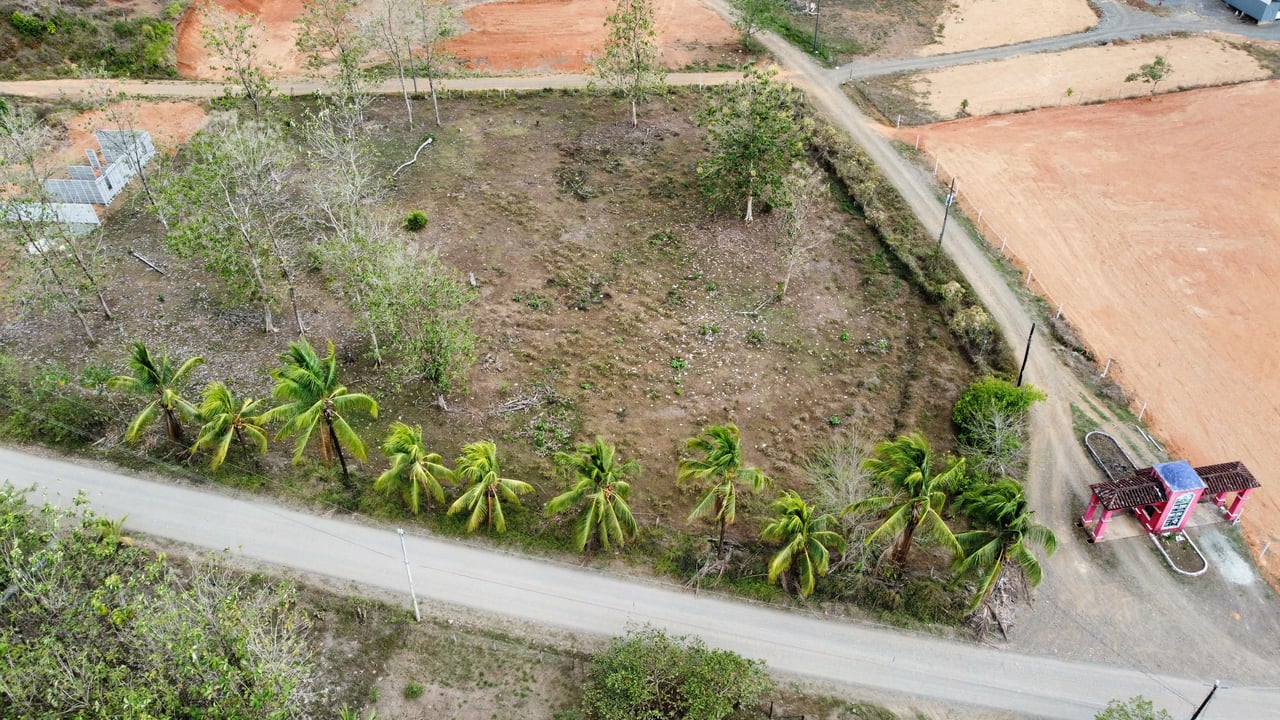 Prime Investment & Development Land with 4x2 Access – Central Pacific, Costa Rica