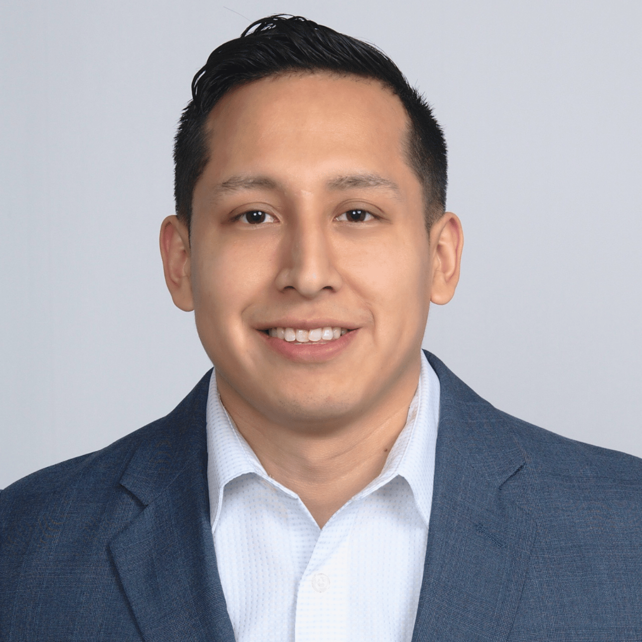 Franklin Criollo White Plains, NY Real Estate Agent Headshot