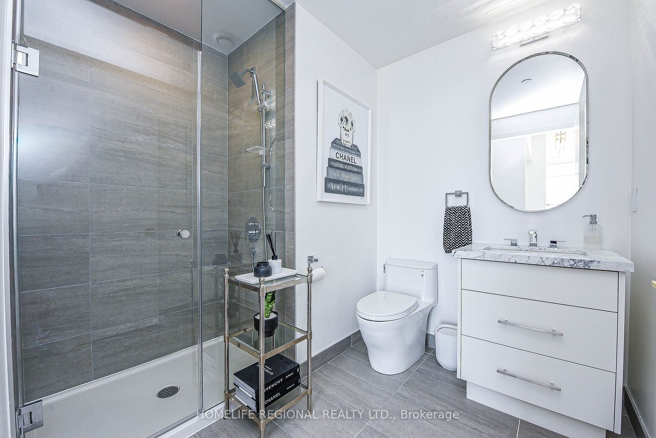 WEST CONDOS PENTHOUSE 