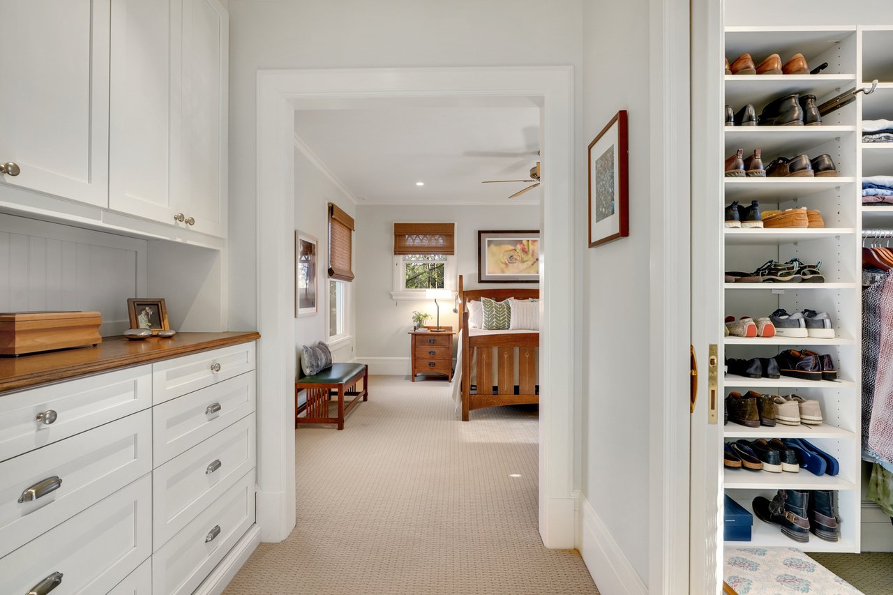 51 Curtis Pl