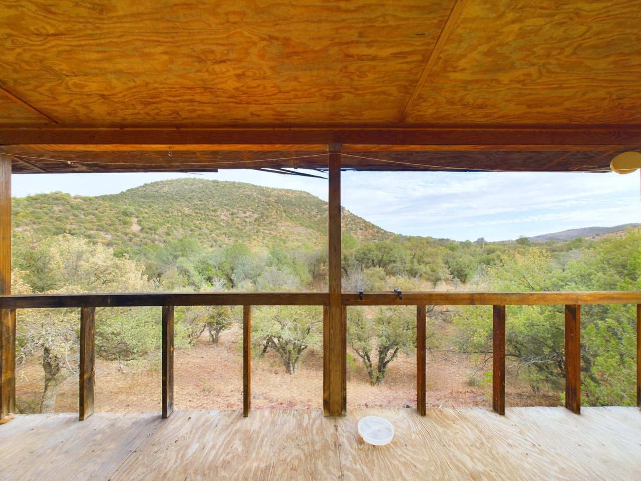305 Tomahawk Trail