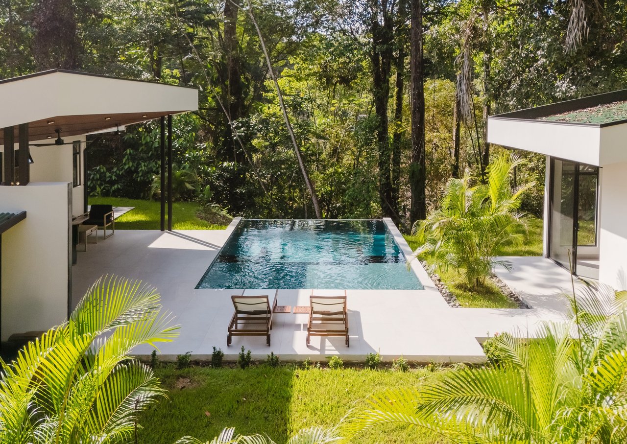 Casa Escondida Contemporary Villa with Guest Suite