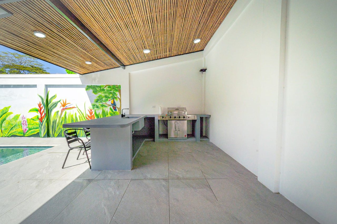 Casa Daniel | Modern Remodeled Duplex Just 500m from the Beach in Playa Potrero!