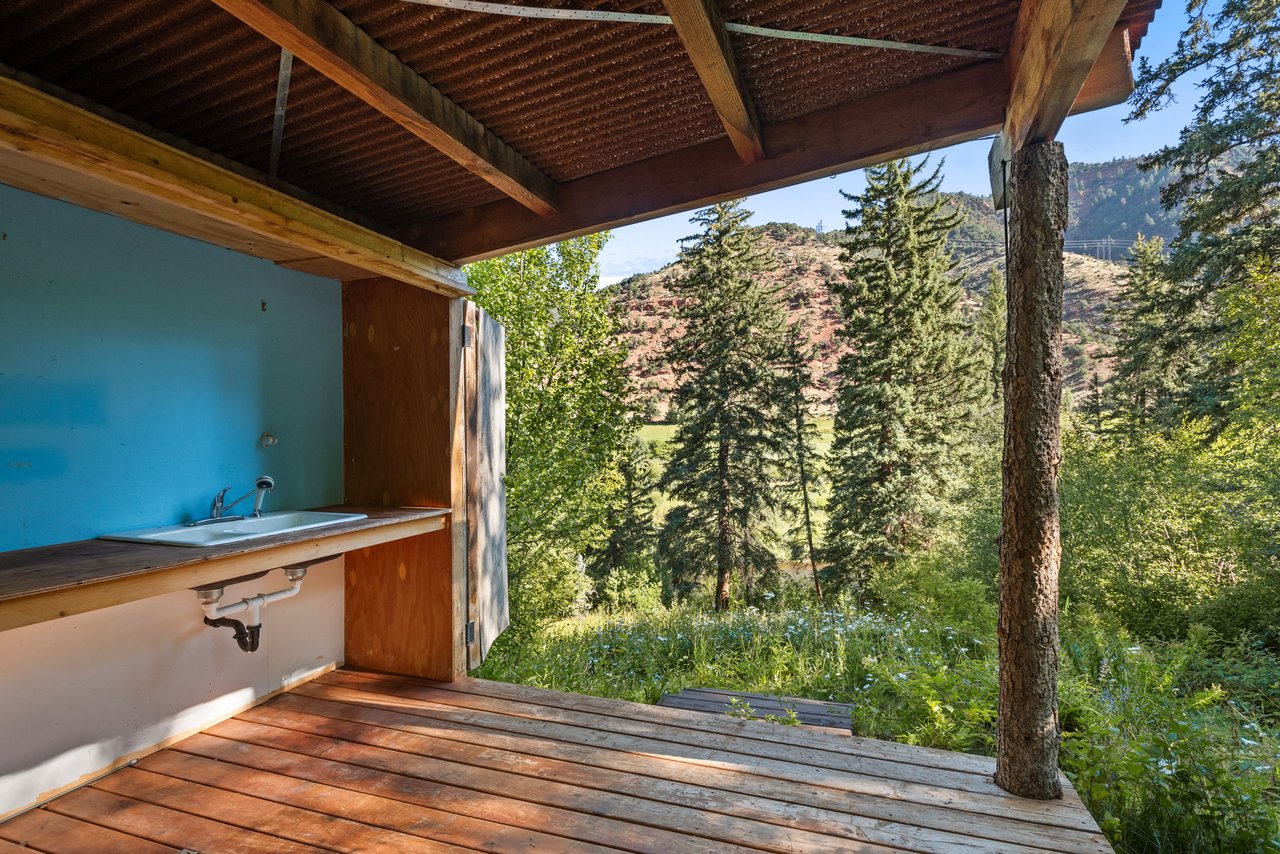 Colorado Lifestyle Awaits