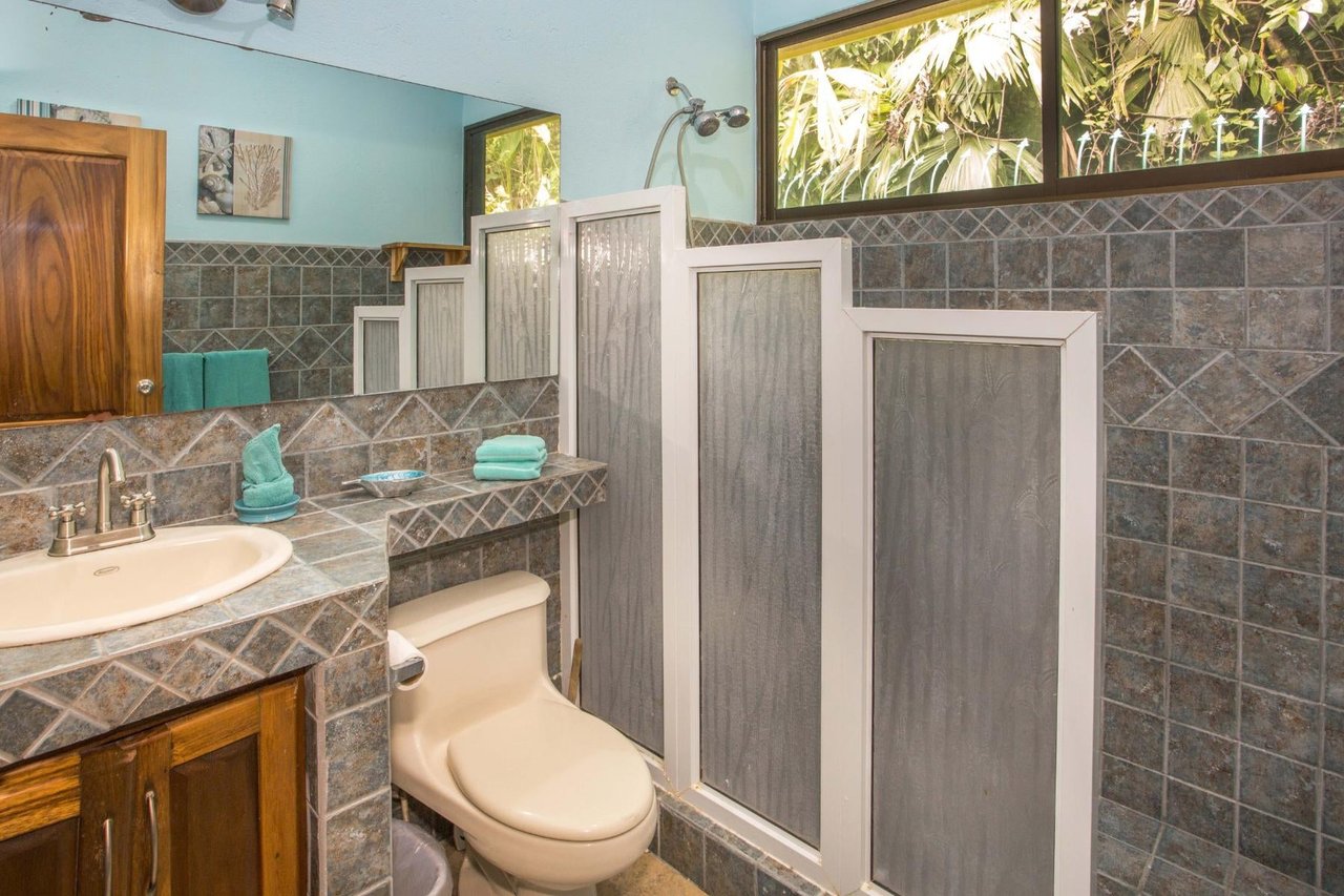 Furnished Jungle Rental Home, Manuel Antonio, Puntarenas