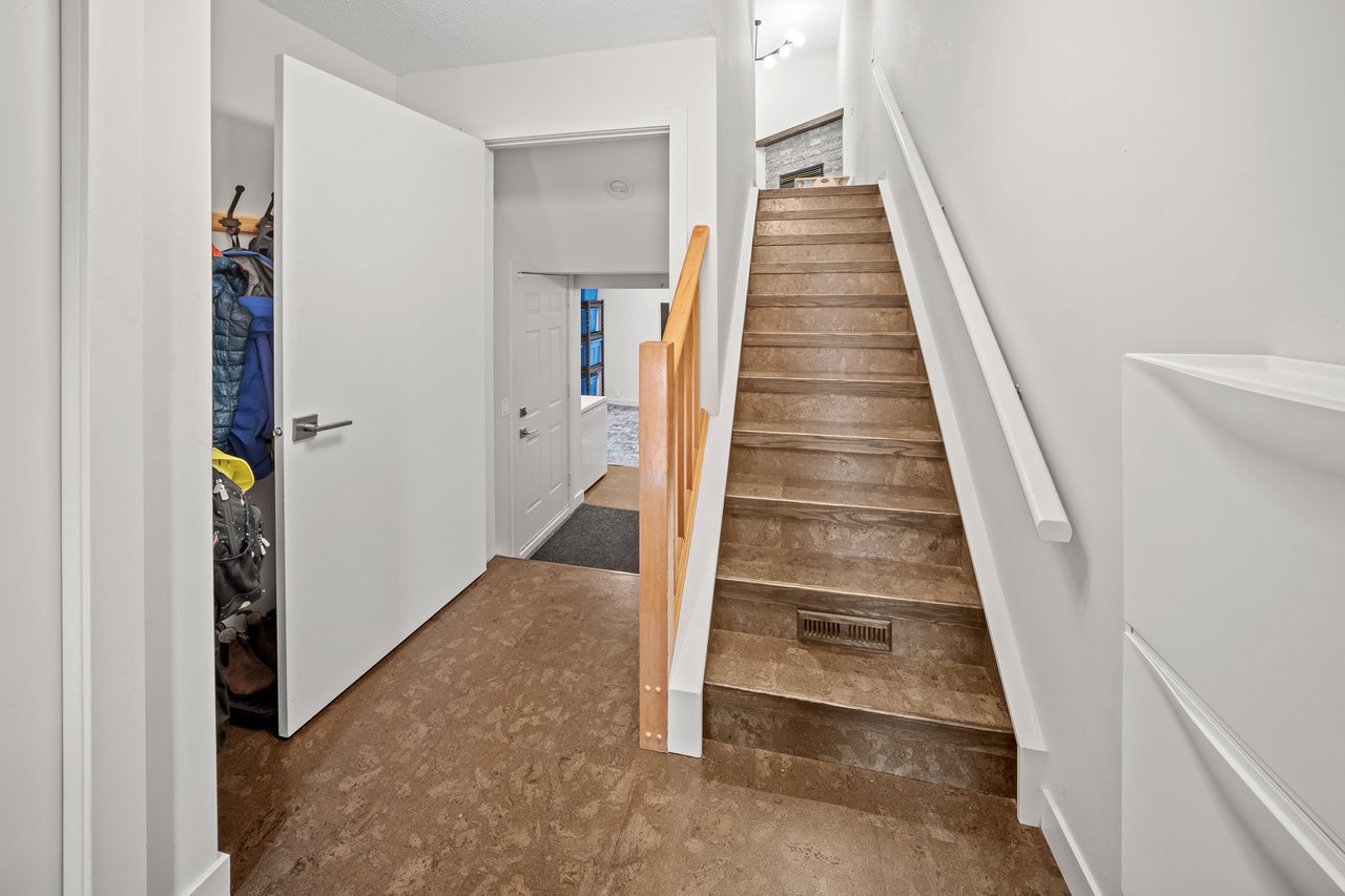 1022 Rundleview Drive Unit: 27