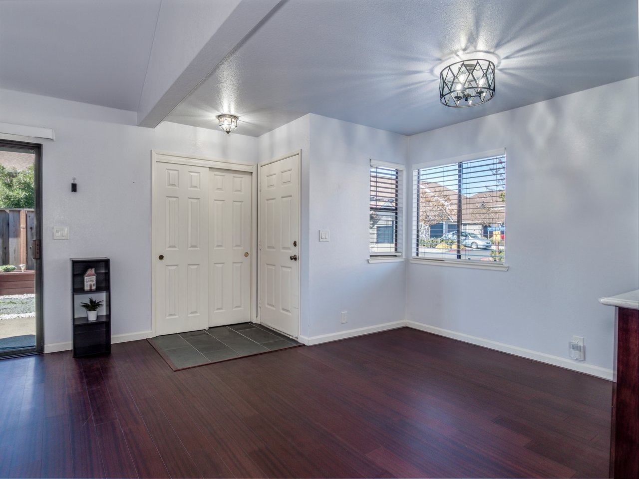 350 Creekview Drive
