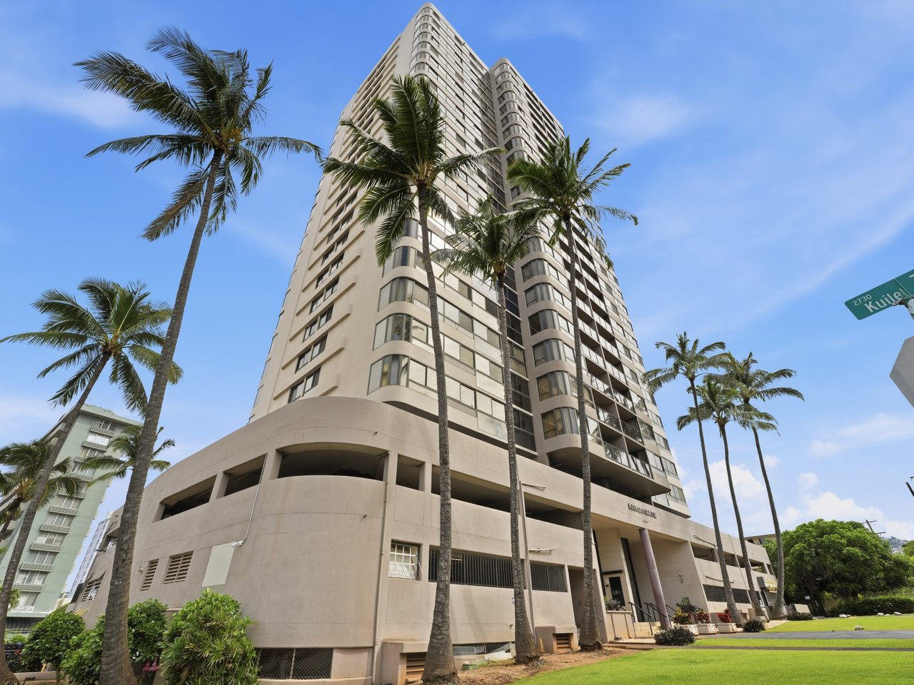 2724 Kahoaloha Lane Unit #1805