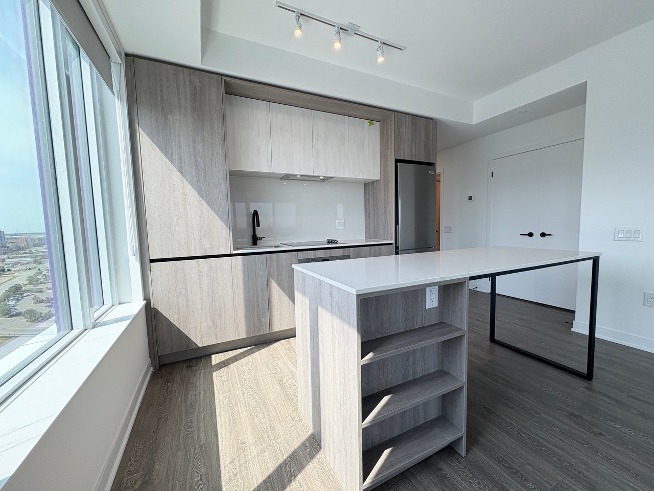 2495 Eglinton Avenue W Unit: 1703