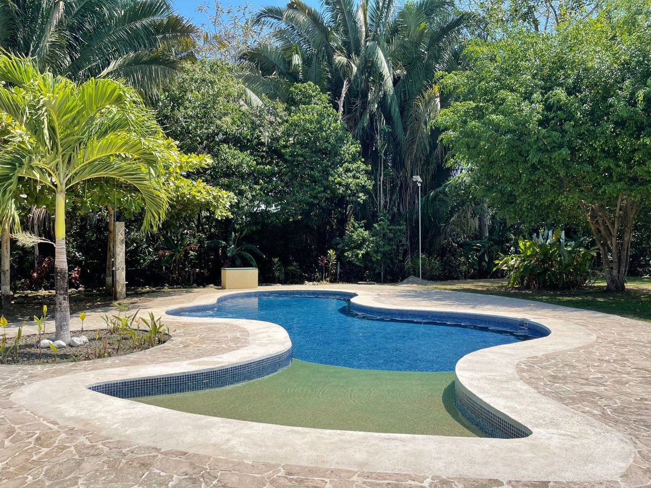 Private Gated Community Townhouse, Manuel Antonio, Puntarenas