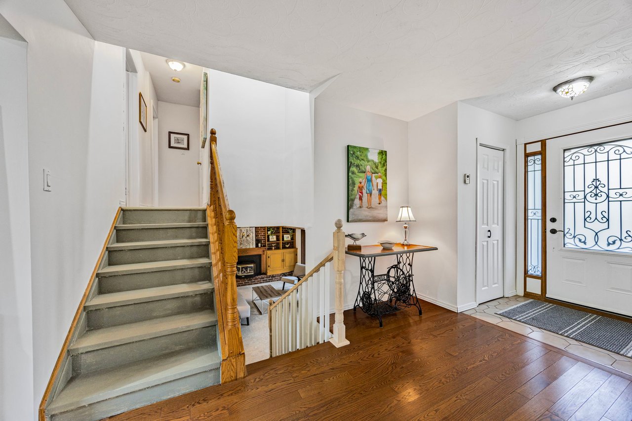 55 Old Church Road, King