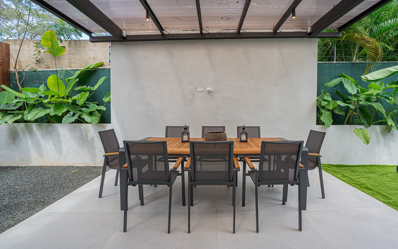 Casa Ko | Tropical Modern 4BR Retreat in Tamarindo with Exclusive Beach Club Membership