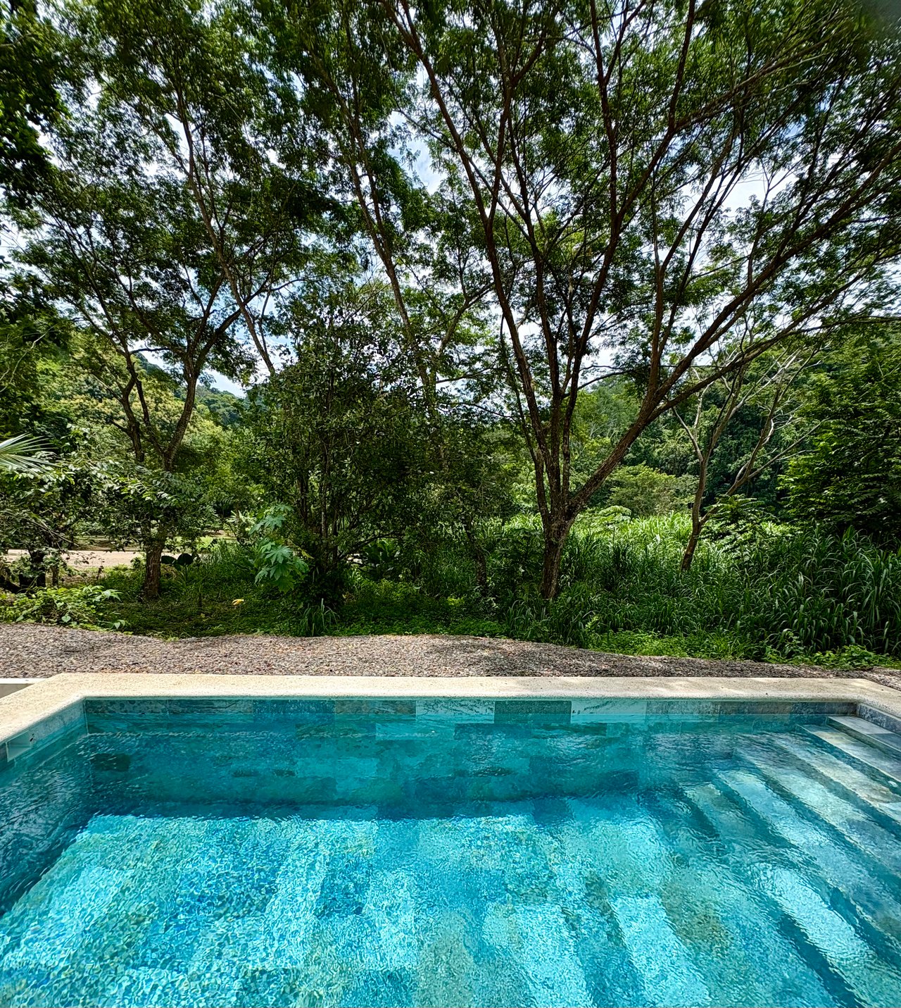 Serenity Riverside Jungle Pool Home
