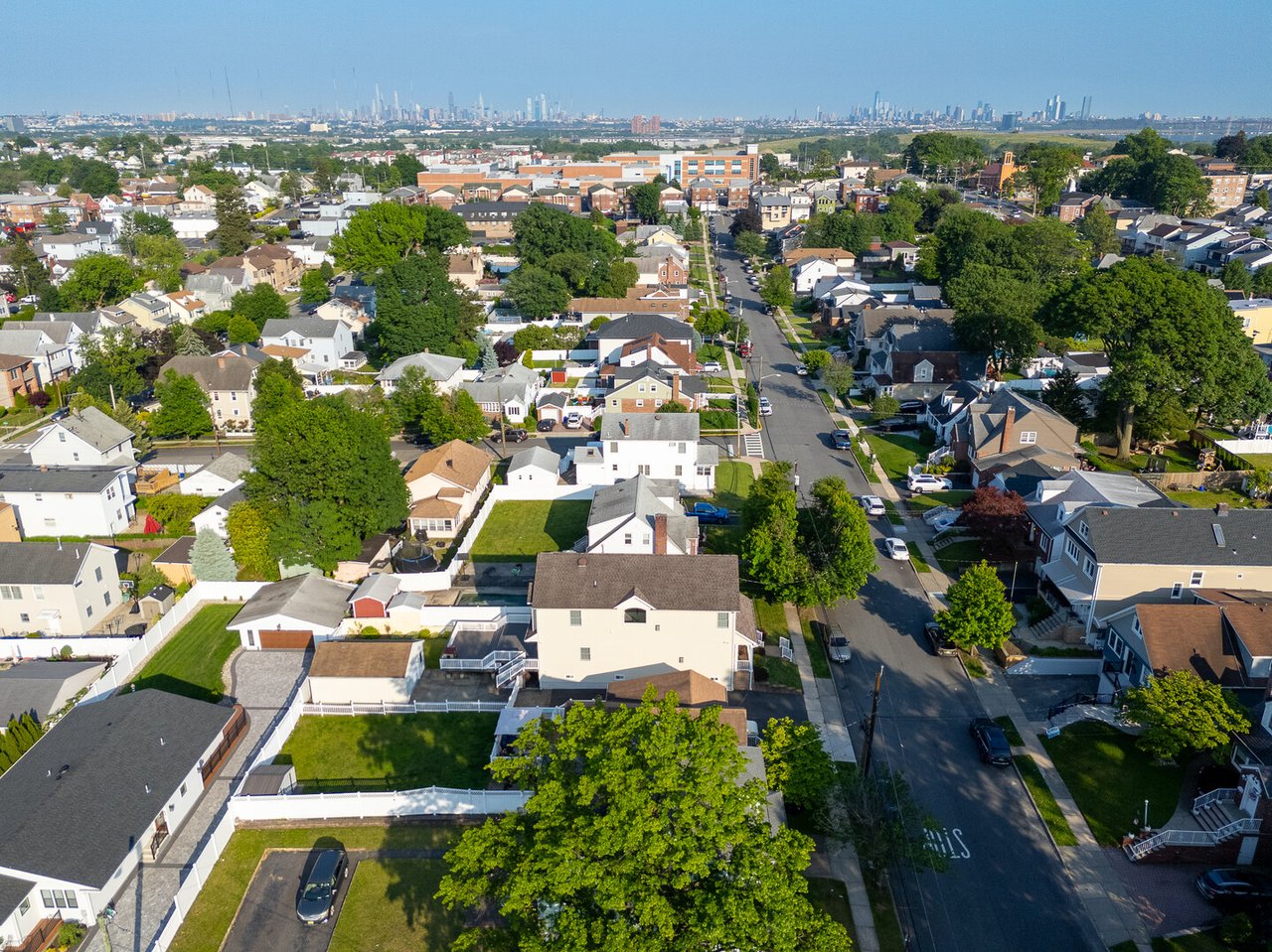 447 Forest Ave