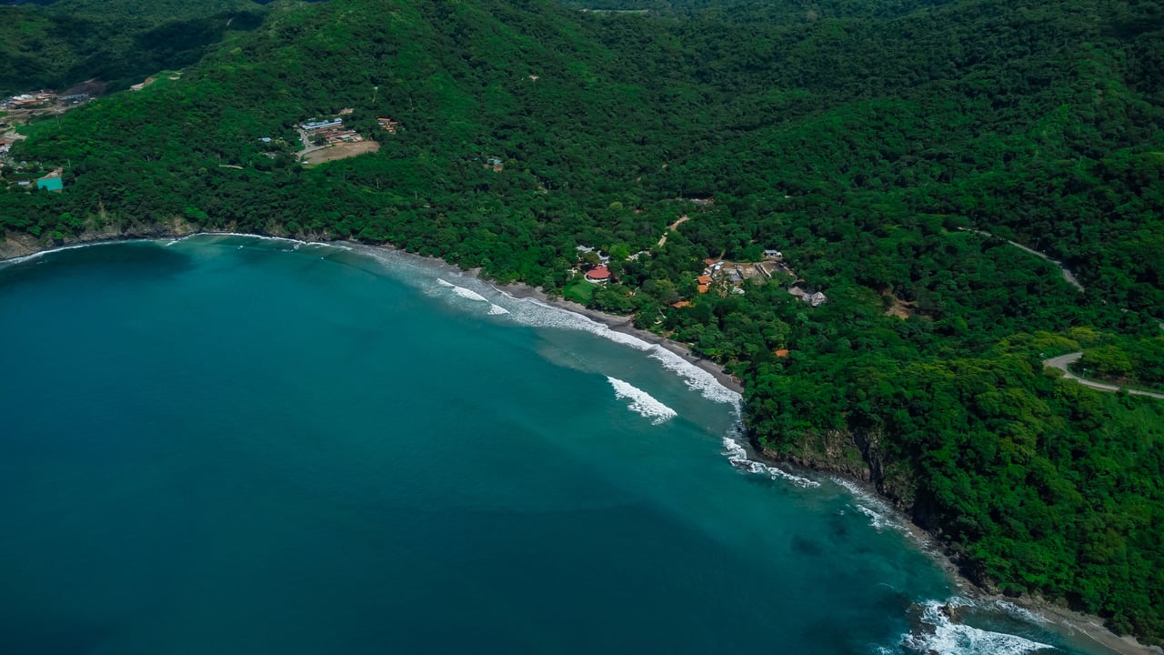 Surfside Lot L16 | Buildable Homesite Near the Beach in Surfside, Playa Potrero