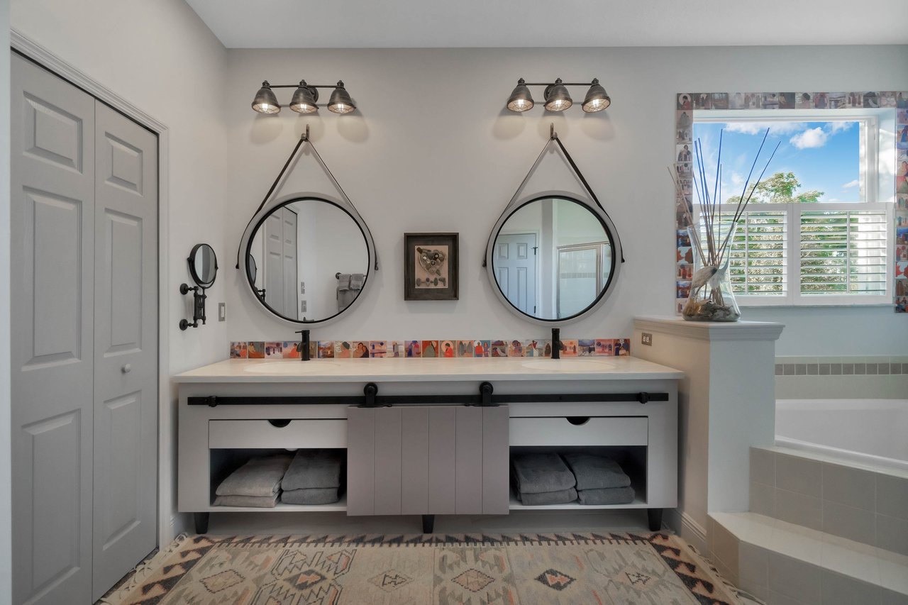 10929 Arrowtree Boulevard