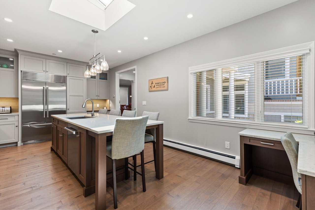 16 Atlantic Drive, Unit #: 16