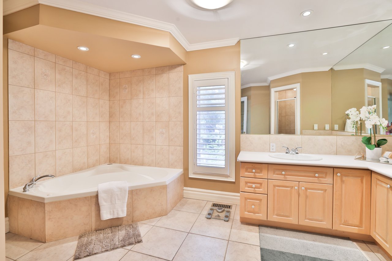 1832 Chesbro Crt