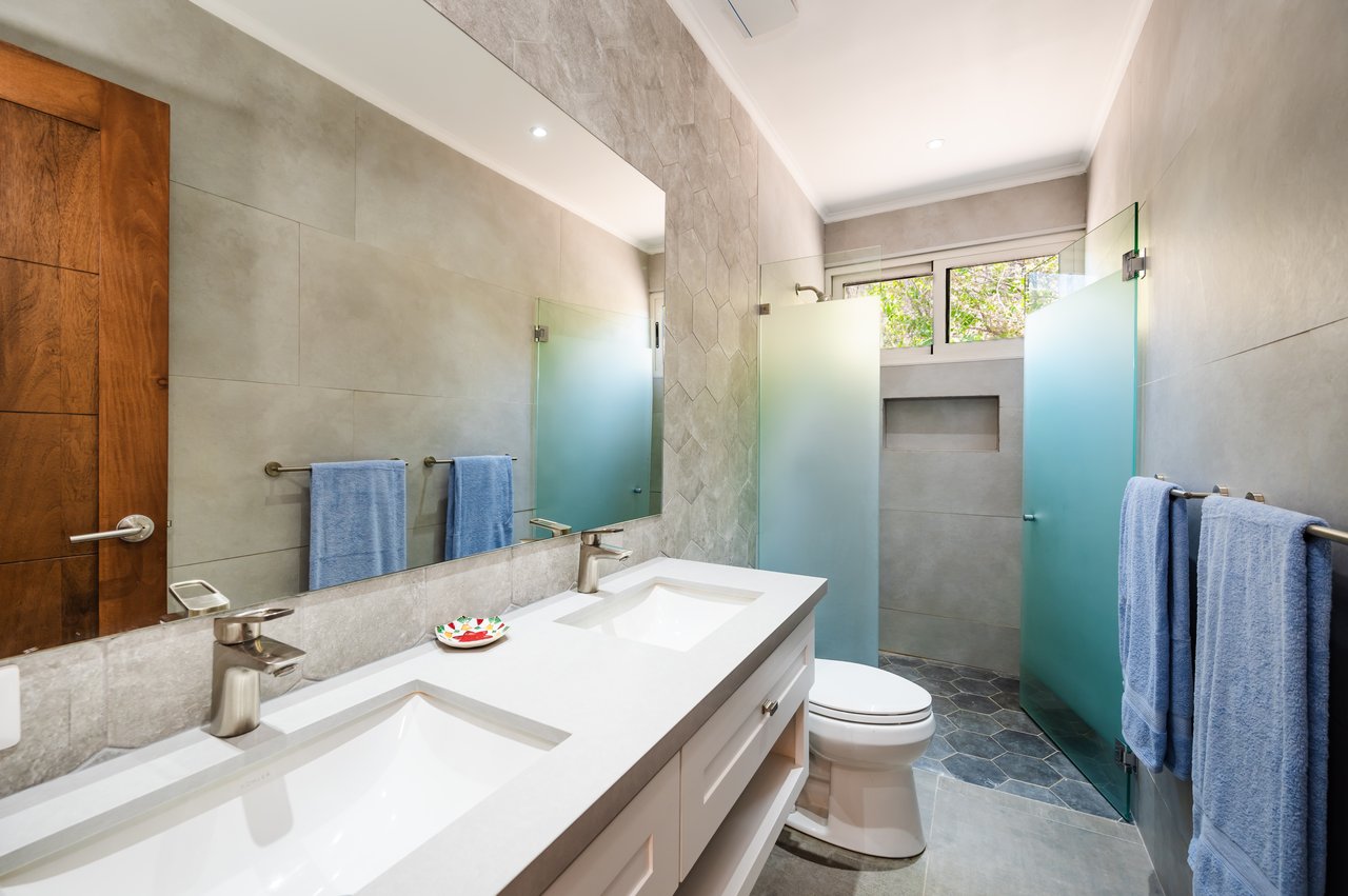 Casa Escondida & Casa Jungla, Miramar 47 | Dual Luxury Ocean-View Estate in Mar Vista, Playa Flamingo