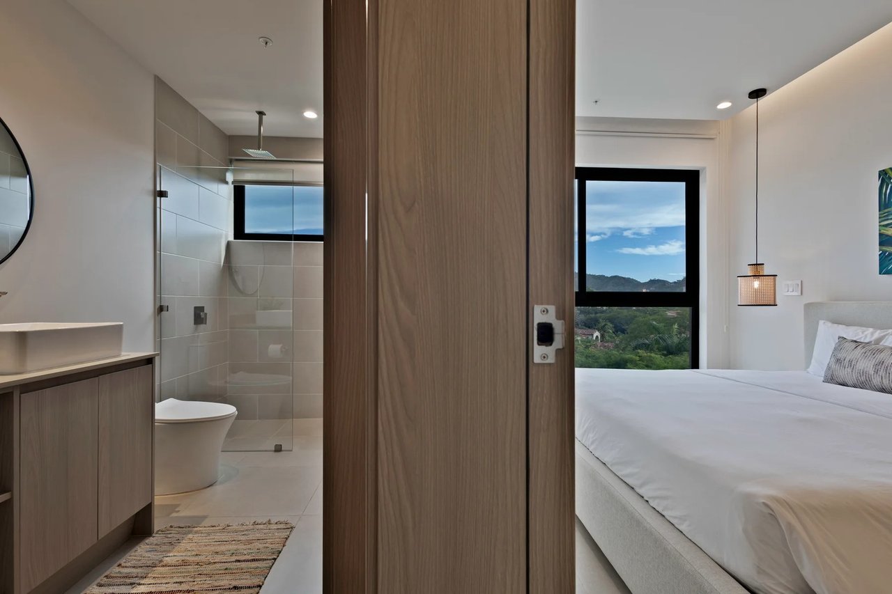 Luxury Ocean View Condo