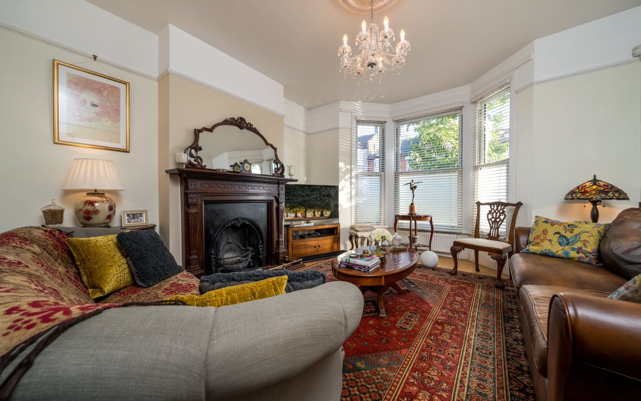 Home Appraisals 101: Factors an Appraiser Looks at To Determine a Home's Value