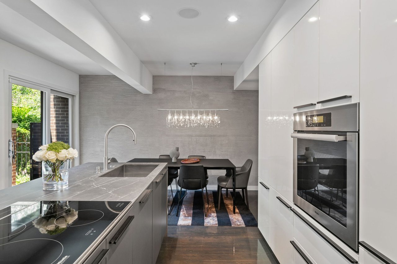 2321 N. Geneva Terrace, Unit C