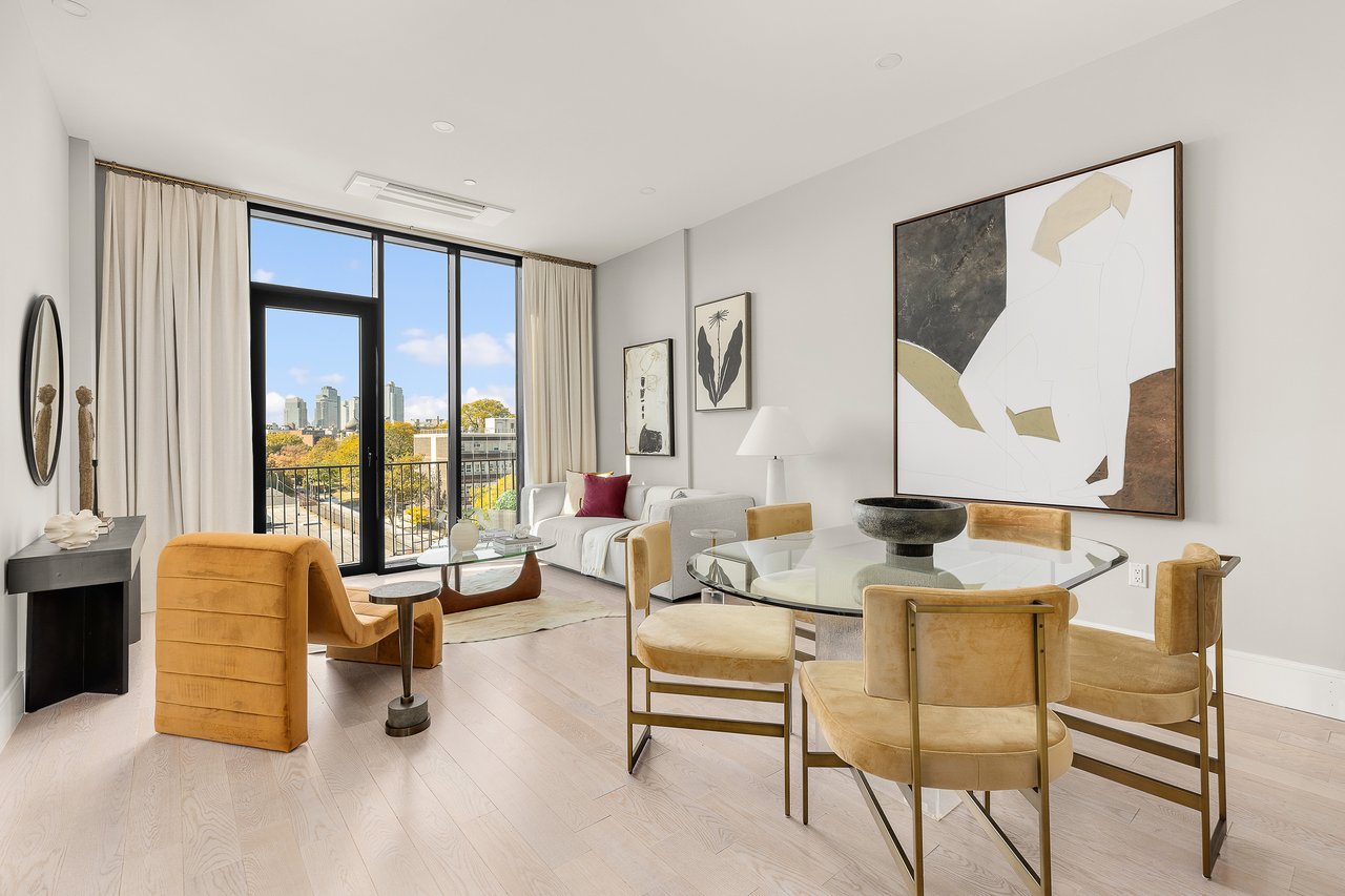 419 Manhattan