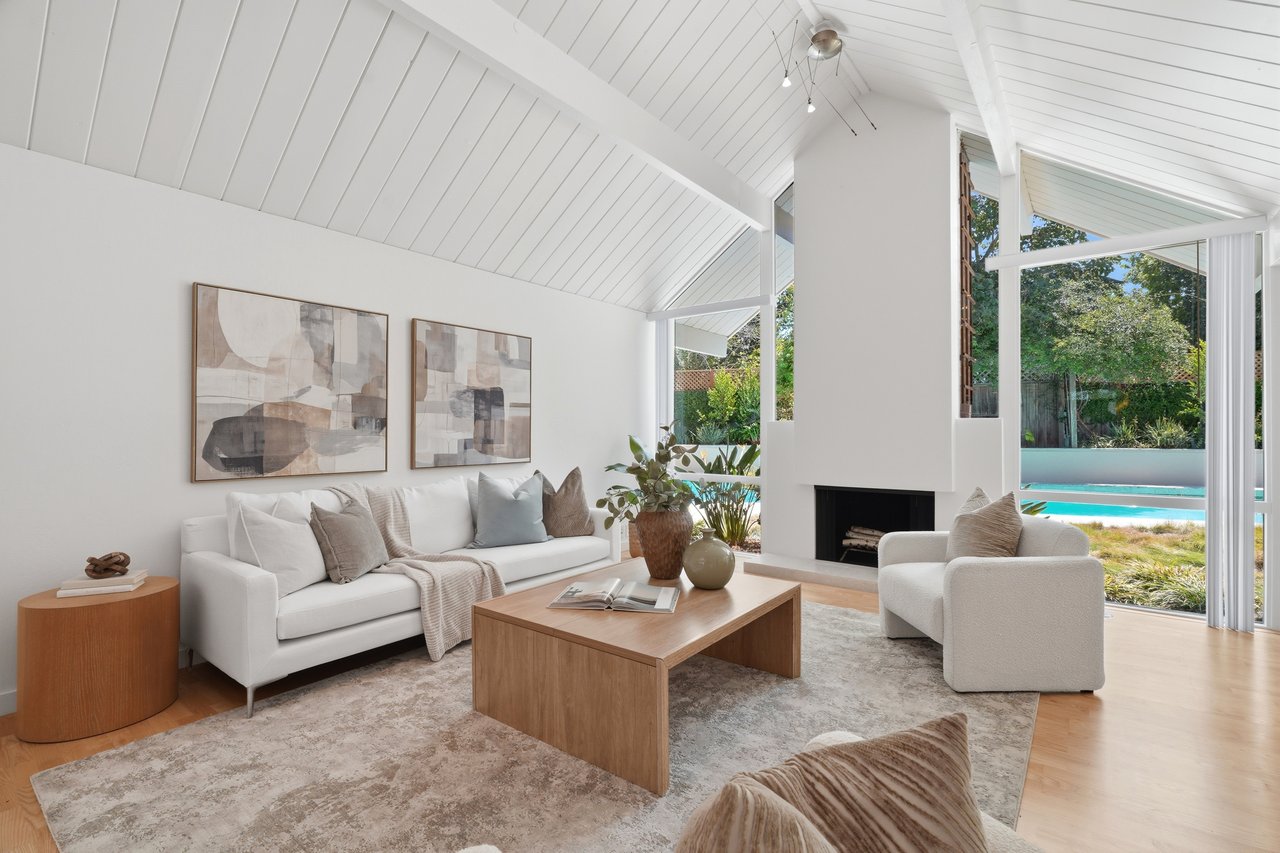 941 Eichler DR