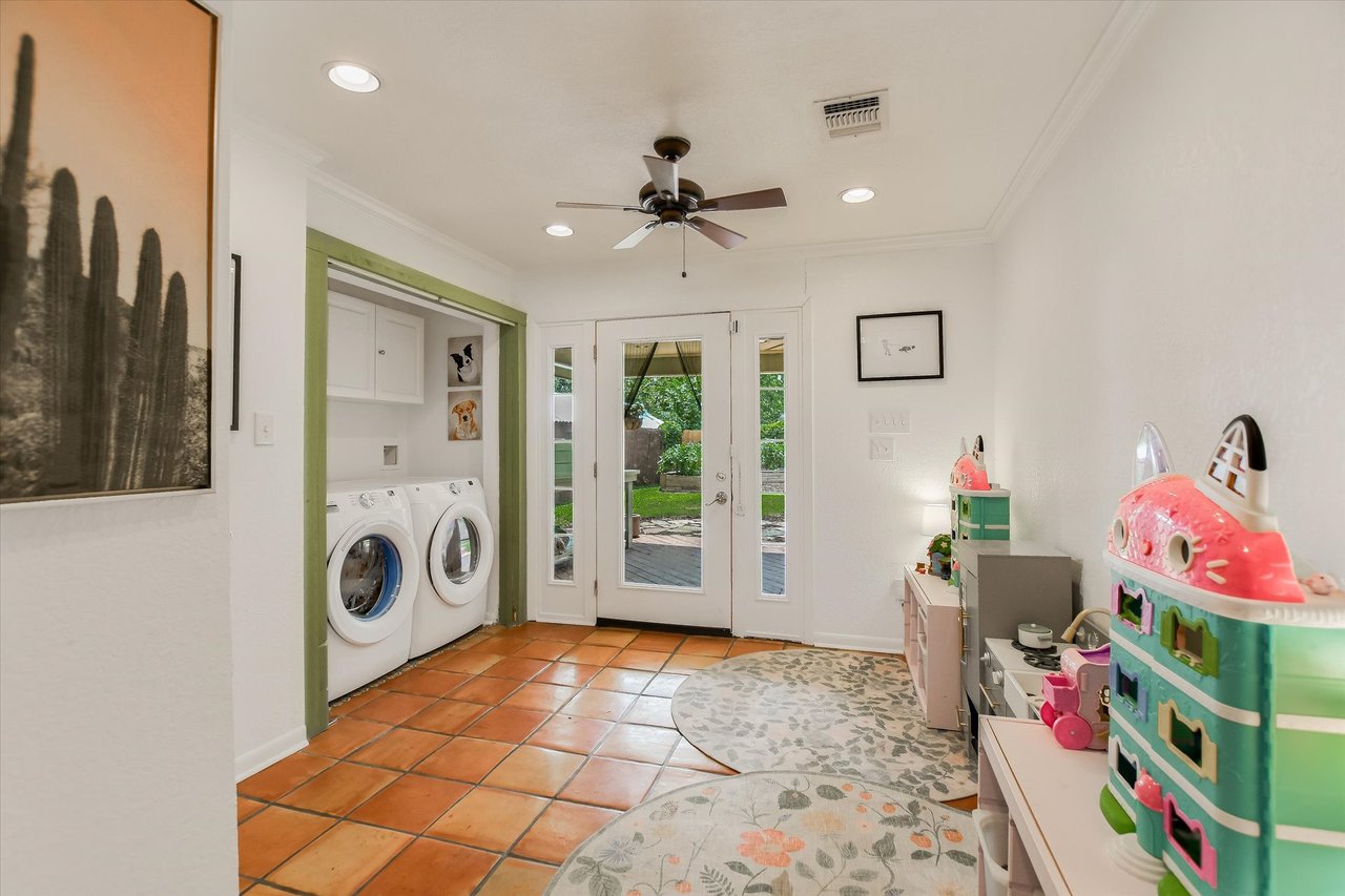 8917 Glenn Lane