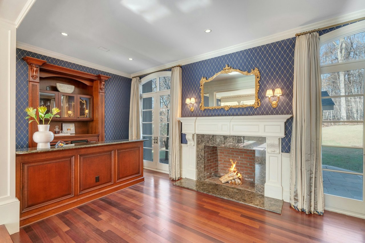 9 Ridge Crest Road