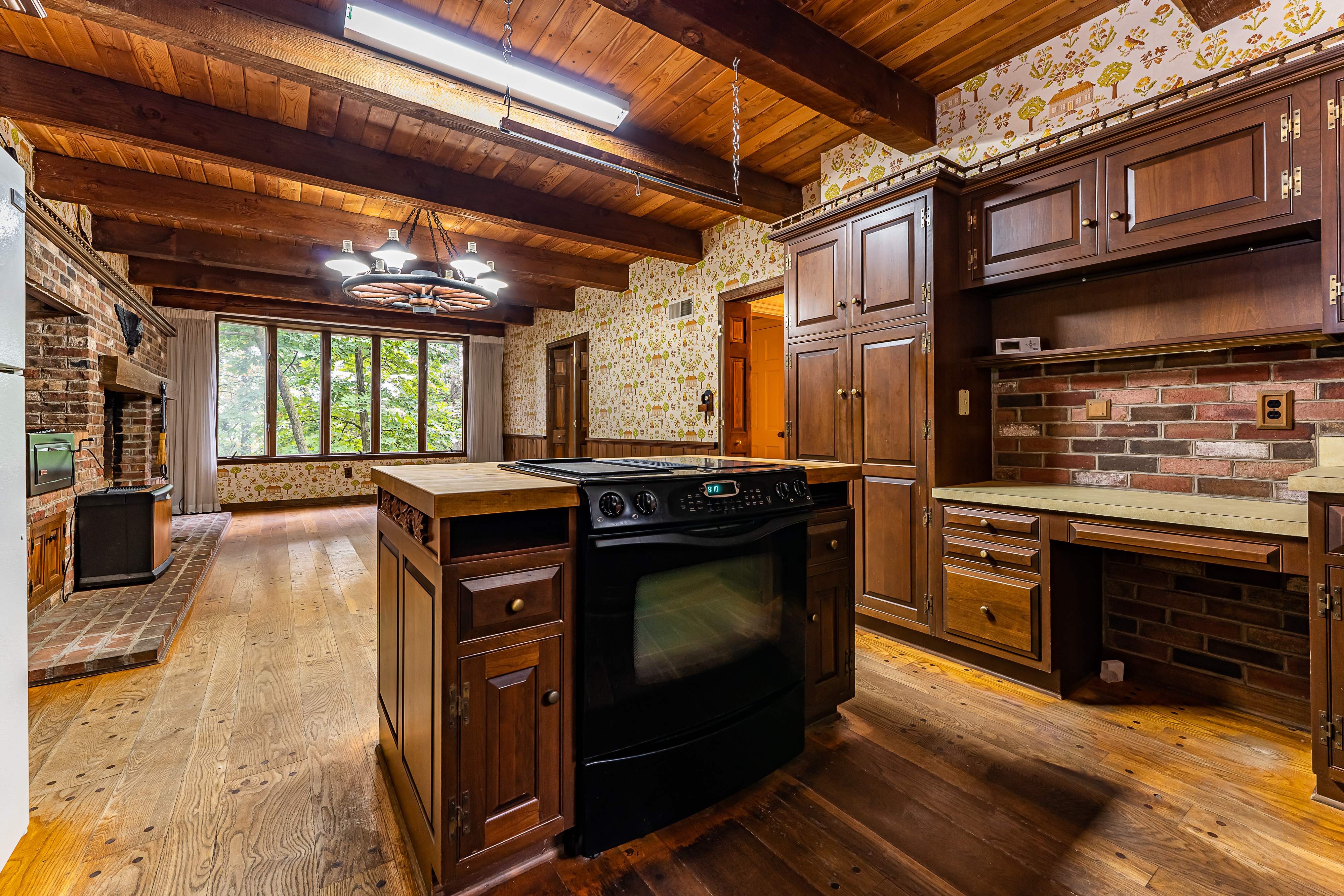5641 Applebutter Hill Road