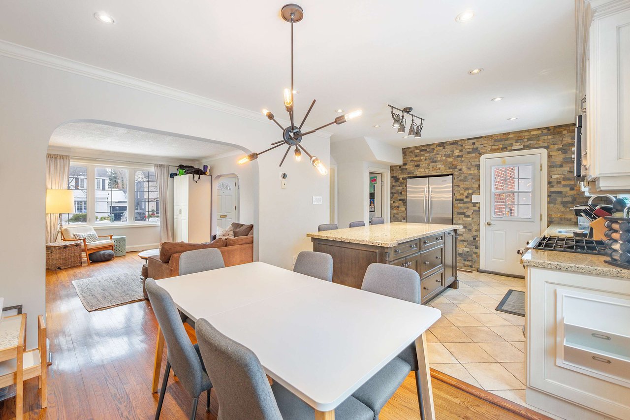 10 Kingslea Gardens