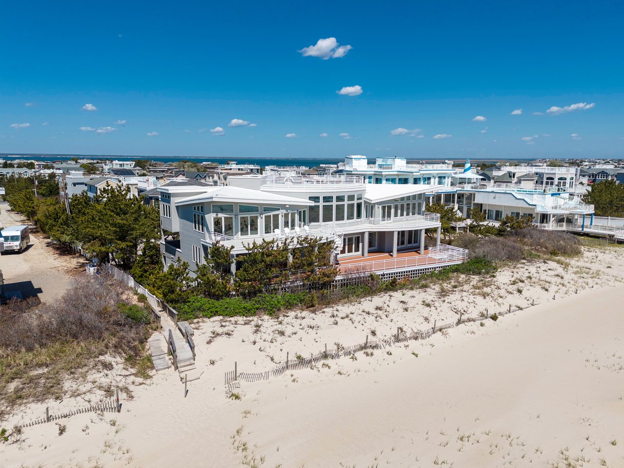 101 E Long Beach Boulevard 