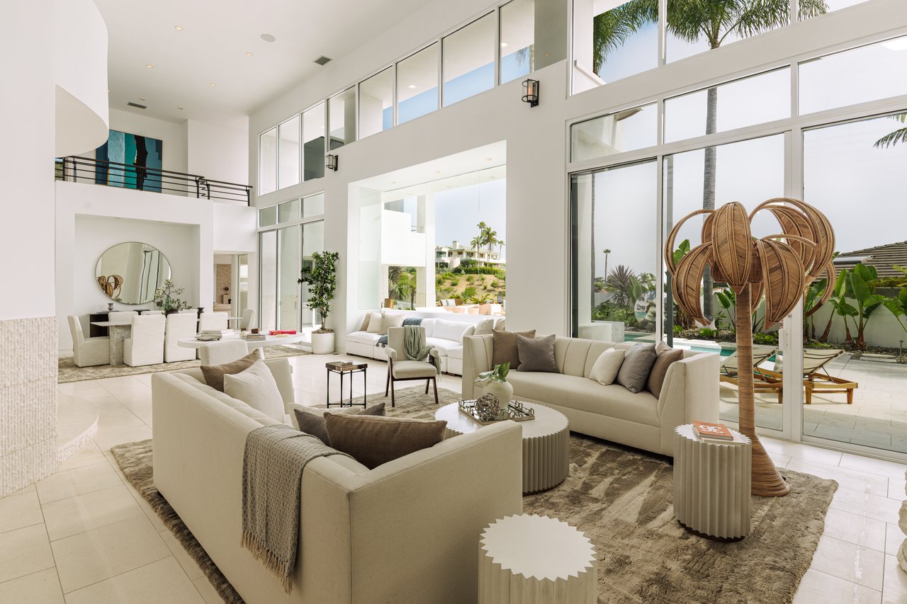 140 Irvine Cove Cir
