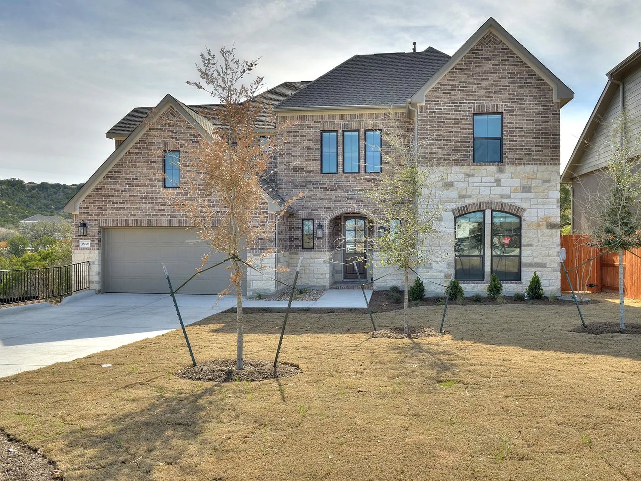 18005 Crofton Cv