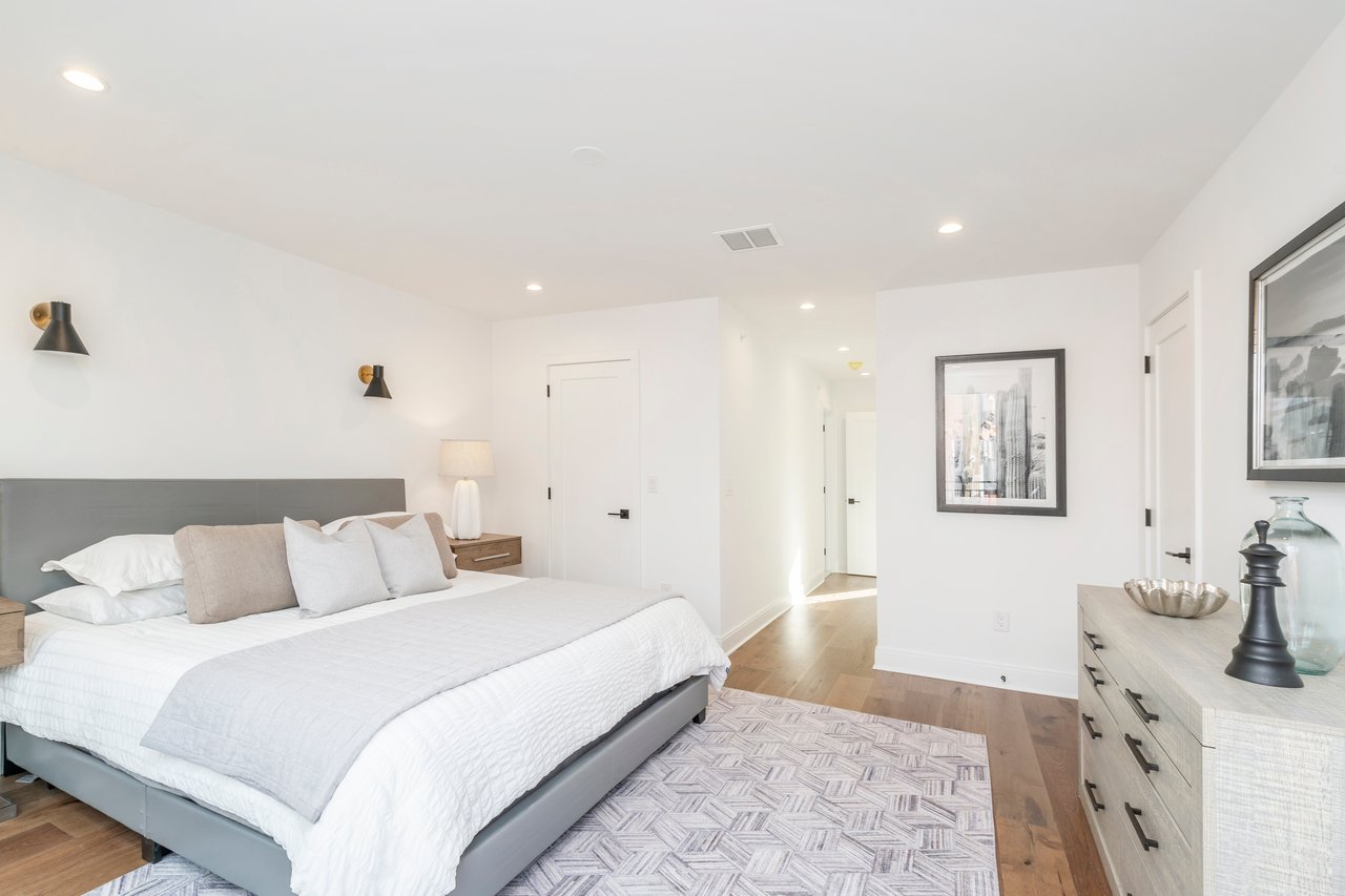 310 Reed St, Philadelphia, PA 19147